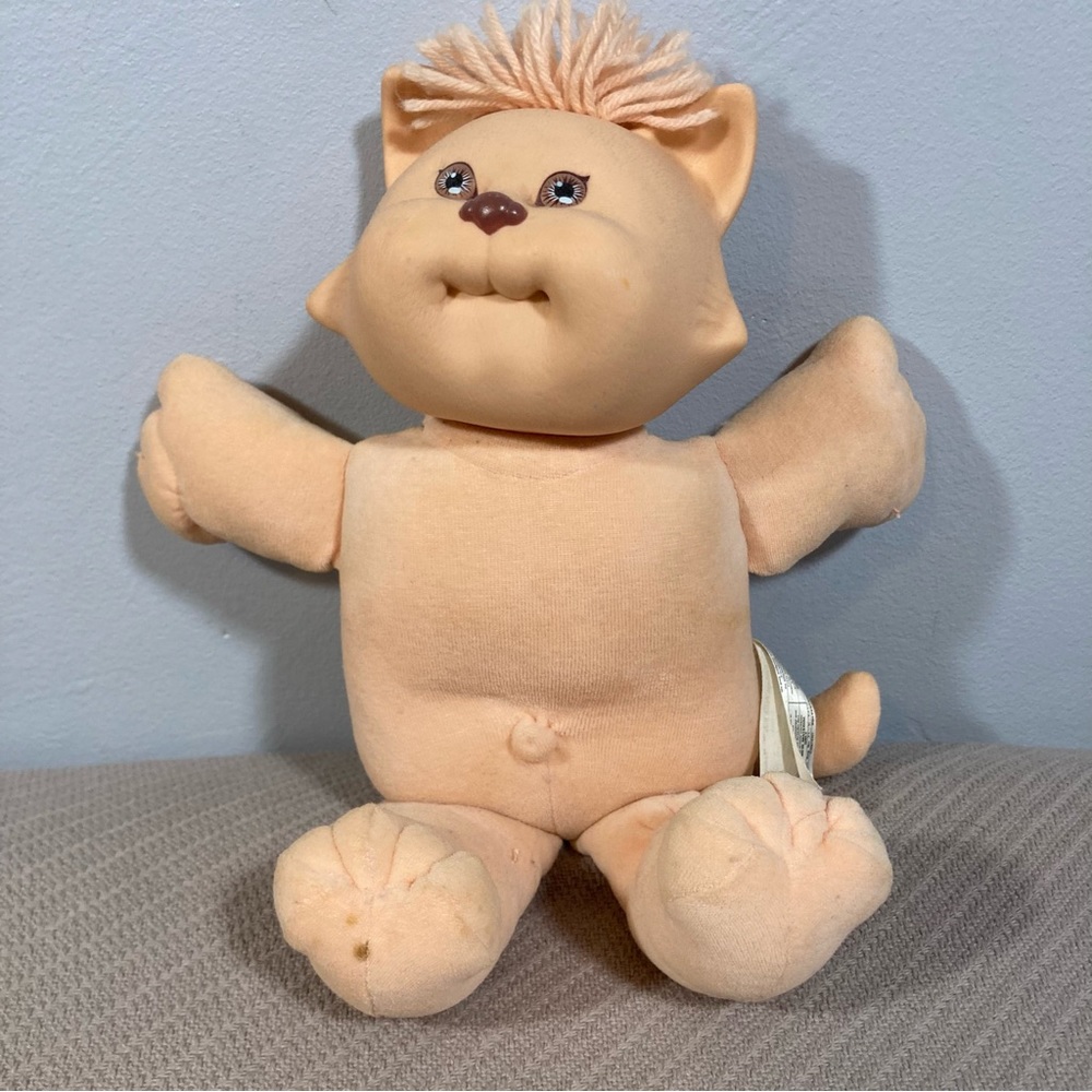 1983 Cabbage Patch Koosa Cat Doll Peach